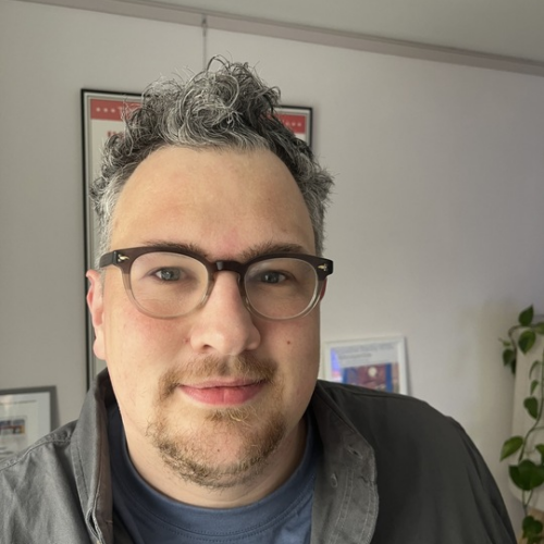 James leads efforts to drive awareness and consideration of the Amex Gold and Amex Cashback Credit Cards, through a range of upper funnel channels. Prior to this he was responsible for the product proposition, customer engagement and comms strategy for Amex Gold. He also leads the team behind the award-winning Amex Gold Unsigned music initiative.